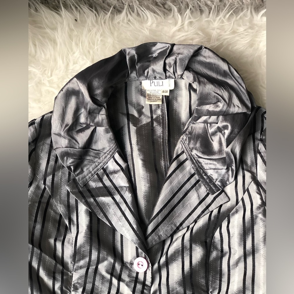 Puli Metallic Grey Striped Blouse - Picture 4 of 6